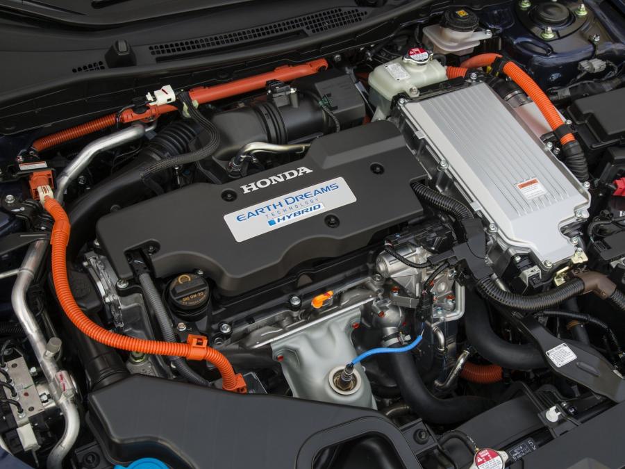  Honda Accord Hybrid Touring 2013 года  (US) (фото 2 из 30)
